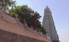 Sapthagiri Guest House